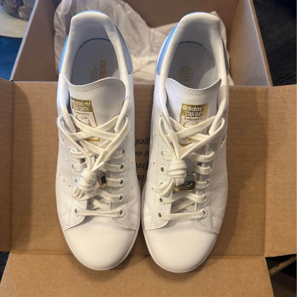 Adidas Originals- Stan Smith Women’s size 8